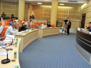 Kepez’de 2014 Yılı Bütçe Kesin Hesabı Görüşülerek Onaylandı