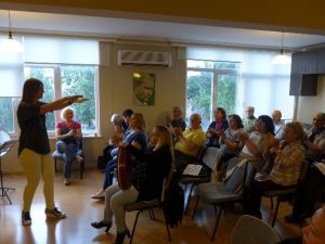 Arzu Singer Dede’nin Yeni Hedefi Gençlik Korosu