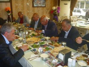 Malatyaspor’un 1973-74 Sezonu Şampiyon Takım Oyuncuları Bir Araya Geldi