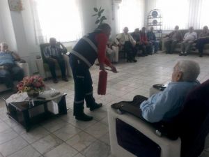 Huzur Evi Sakinlerine Yangın Eğitimi