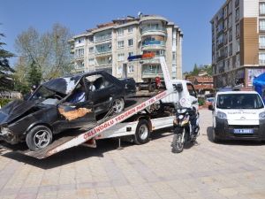 Bozüyük’te Trafik Denetleme Büro Amirliği Bilgilendirme Standı Açtı