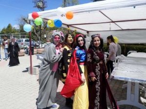 Bolvadin’de Festival Havasında Hıdırellez Kutlaması