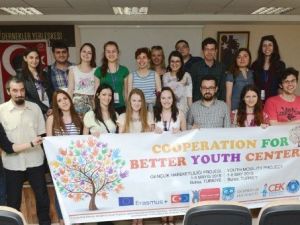 Yabancı Öğrencilerden Nilüfer Dernekler Yerleşkesi’ne Ziyaret