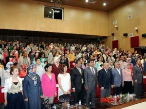 Anaokulu Öğrencilerinden Anneler Günü Etkinliği