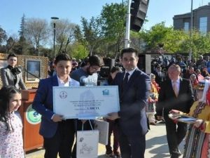 İMKB Öğrencisi Türkiye Üçüncüsü Oldu