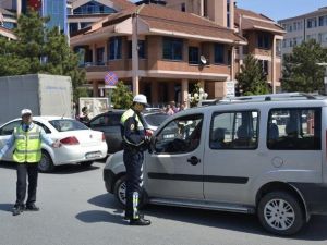 Polis’ten Trafik Haftası Mesaisi