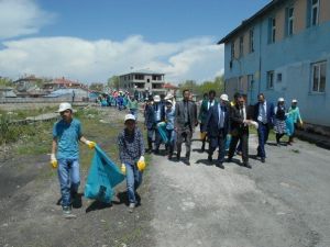 Tuşba İlçe Milli Eğitim Ve Tuşba Belediyesi’nden “Temiz Çevre, Temiz Toplum” Kampanyası