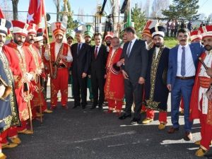 Aydın Ve Kaya’ya Ilıca’da Yoğun İlgi