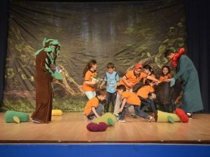 Pamukkale’de Çocuklar Şenlikte Buluştu