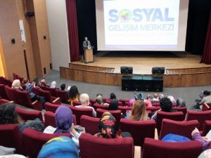 Kadın Gelişim Akademisi Yazar Buluşması İle Devam Etti