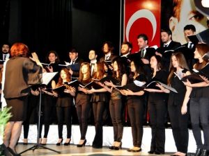 Müzik Öğretmeni Adaylarından 15. Yıla Özel Konser