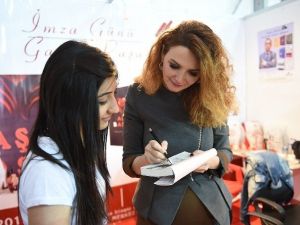 Paşayeva: “Bir Milletin Kalkınması Okumakla Olur”