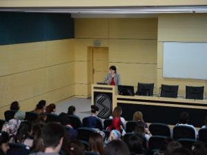 Eksik Beslenme Hastalığa Neden Oluyor