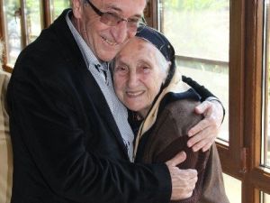 Edremit Belediye Başkanı Kamil Saka’dan Anneler Günü Mesajı