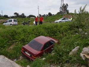 Otomobil Kızılırmak Kenarına Uçtu