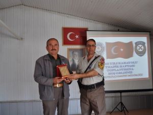Korkuteli’nde "Yılın Sürücüsü"ne Plaket
