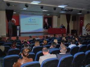 Bartın’da ’Sürdürebilir İş Yaşamı Ve Yönetim’ Konulu Panel Düzenlendi