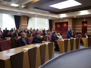 Serdivan Belediye Meclisi 3 Günün Ardından Tekrar Toplandı