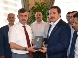 Memur-sen Genel Başkanı Yalçın’dan Manisa Valisi Bektaş’a Ziyaret