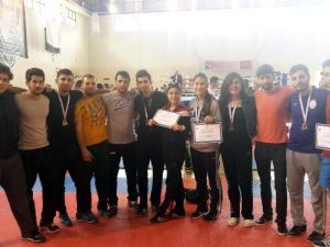 MSKÜ Kickboks’ta 5 Madalya İle Döndü