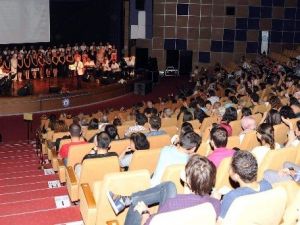 ADÜ Türk Sanat Müziği Korosu Gönüllere Dokundu‏