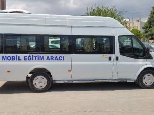 Mobil Eğitim Aracı Çiftçi Eğitimlerine Başladı