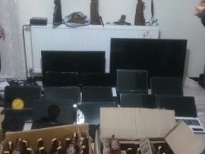 Denizli’de 22 Ayrı Suçtan Aranan Zanlı, Polis Tarafından Yakalandı