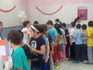 Salihli’de TÜBİTAK Bilim Fuarına Yoğun İlgi