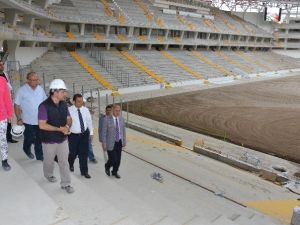 Vali Türker, Antalya Stadyumu’nda İncelemelerde Bulundu