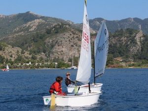 ‘Halit Narin Kupası Yelken Yarışları Başlıyor