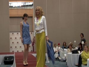 Malatya Eğitim Vakfı Defile Düzenledi