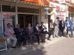 Lapseki MHP İlçe Teşkilatı Seçim Bürosu Açtı