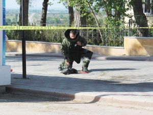 Şüpheli Çantadan Spor Malzemeleri Çıktı