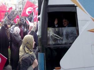 Faruk Alpaslan Seçim Otobüsüyle Meclis Yolunda