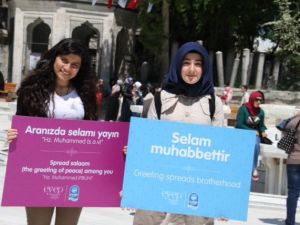 Anneler Günü’nde Selamı Yaydılar