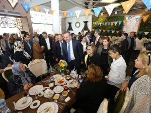 Fatma Şahin, Annelerle Bir Araya Geldi