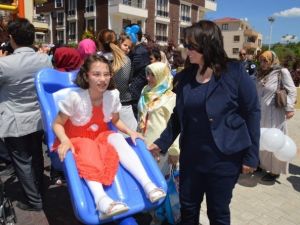 Orhangazi’de Engelliler İçin Çocuk Parkı Ve Spor Alanı