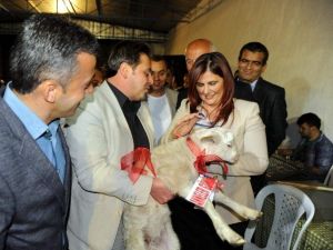 Çerçioğlu’na Anneler Günü Hediyesi