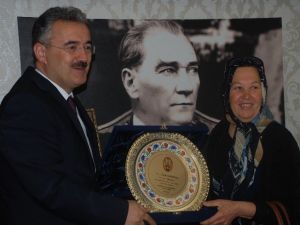 Aydın’da Yılın Ahisi Ödüllendirildi