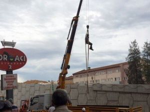 İşçinin Zor Anları Objektife Böyle Yansıdı