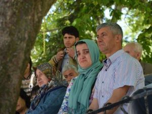 Okuduğu Şiirle Herkesi Ağlattı