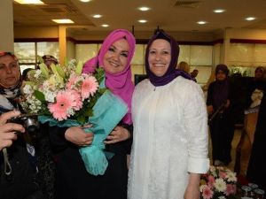 İkbal Gürpınar, Düzceli Annelerle Buluştu