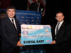 Büyükşehirden İhtiyaç Sahiplerine "Sosyal Kart"