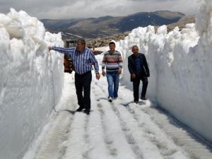 Mayıs Ayında Kar Kalınlığı 5 Metre