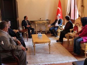 Milletvekili Adayları Esnafları Ziyaret Etti