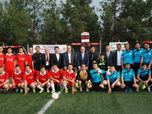 Valilik Kupası Futbol Turnuvası Başladı