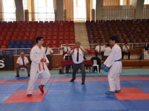 Karate Grup Müsabakaları Aydın’da Yapıldı