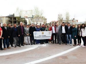 Vali, Öğrencileri Çanakkale’ye Uğurladı