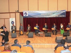 YYÜ’de Geleneksel Aşıklar Şöleni