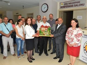 Kursiyerler Emeklerinin Karşılığını Sergi Açarak Aldı